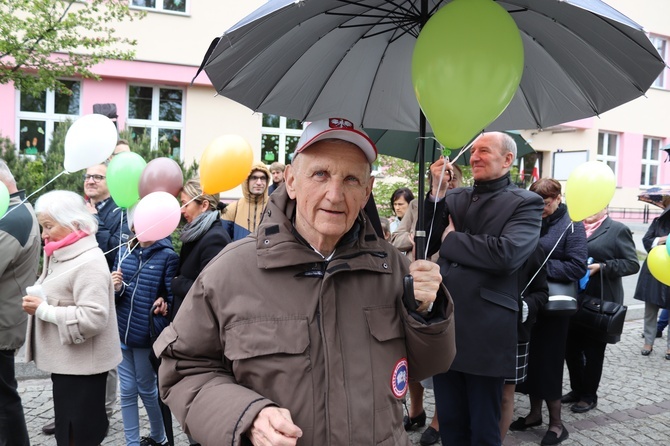 "Tak" dla życia i rodziny - kolorowy marsz w Pszczynie