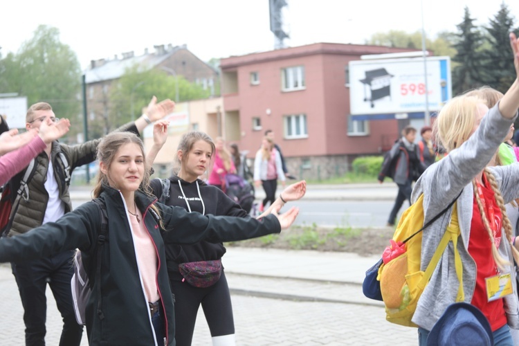 7. pielgrzymka dotarła z Hałcnowa do Łagiewnik - 2019