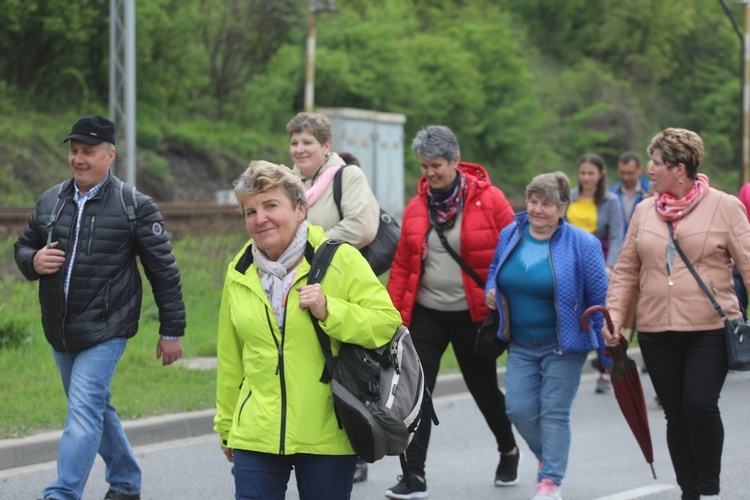 7. pielgrzymka dotarła z Hałcnowa do Łagiewnik - 2019