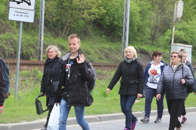 7. pielgrzymka dotarła z Hałcnowa do Łagiewnik - 2019