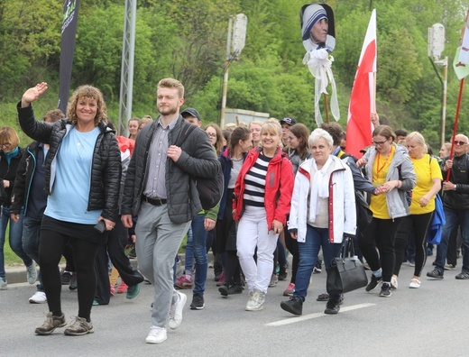 7. pielgrzymka dotarła z Hałcnowa do Łagiewnik - 2019