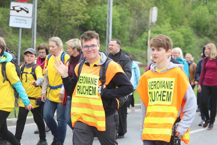 7. pielgrzymka dotarła z Hałcnowa do Łagiewnik - 2019