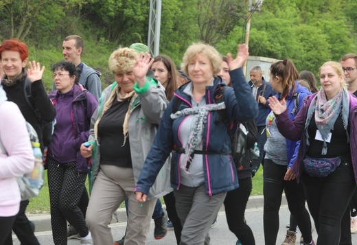 7. pielgrzymka dotarła z Hałcnowa do Łagiewnik - 2019