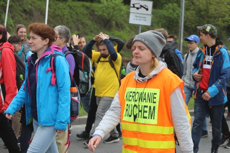 7. pielgrzymka dotarła z Hałcnowa do Łagiewnik - 2019