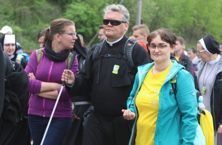 7. pielgrzymka dotarła z Hałcnowa do Łagiewnik - 2019