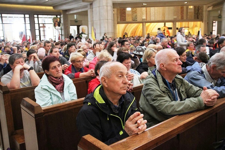 Pielgrzymi łagiewniccy dotarli do Centrum św. Jana Pawła II - 2019