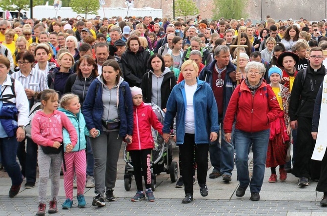 Pielgrzymi łagiewniccy dotarli do Centrum św. Jana Pawła II - 2019