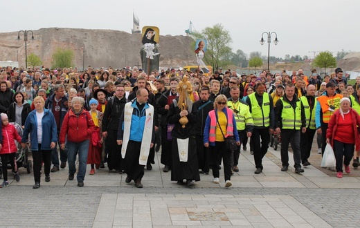 Pielgrzymi łagiewniccy dotarli do Centrum św. Jana Pawła II - 2019