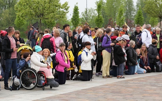 Pielgrzymi łagiewniccy dotarli do Centrum św. Jana Pawła II - 2019