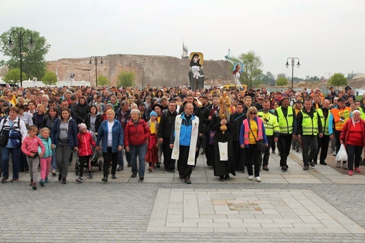 Pielgrzymi łagiewniccy dotarli do Centrum św. Jana Pawła II - 2019