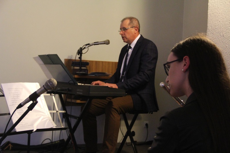 Hołd dla Maryi w Mikołajowicach