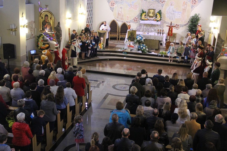 Hołd dla Maryi w Mikołajowicach