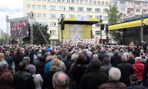 Gdynia. Abp Pennacchio: Rzym dostrzegł waszą wiarę