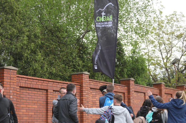 Łagiewniccy pielgrzymi u św. Faustyny i na Mszy św. w bazylice - 2019 