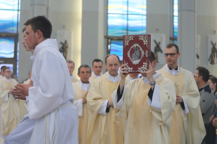 Łagiewniccy pielgrzymi u św. Faustyny i na Mszy św. w bazylice - 2019 