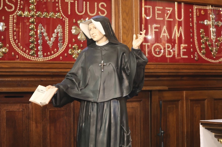 Łagiewniccy pielgrzymi u św. Faustyny i na Mszy św. w bazylice - 2019 