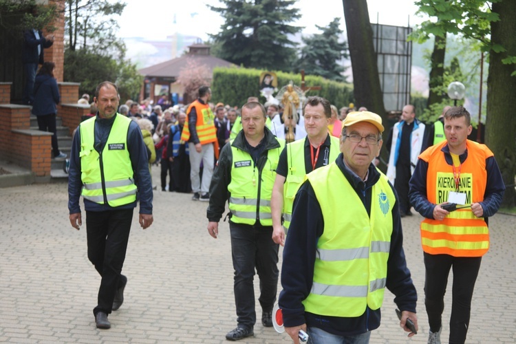 Łagiewniccy pielgrzymi u św. Faustyny i na Mszy św. w bazylice - 2019 