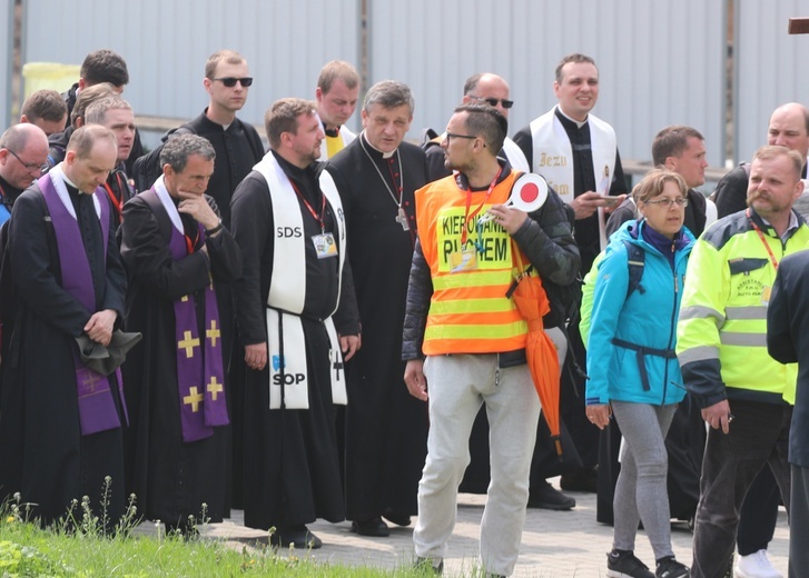 Łagiewniccy pielgrzymi u św. Faustyny i na Mszy św. w bazylice - 2019 