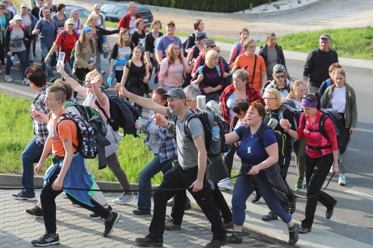 Powitanie 7. pielgrzymki łagiewnickiej w Wysokiej - 2019