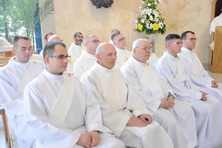 Święcenia diakonatu