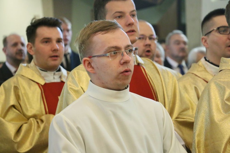 Święcenia diakonatu