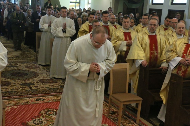Święcenia diakonatu