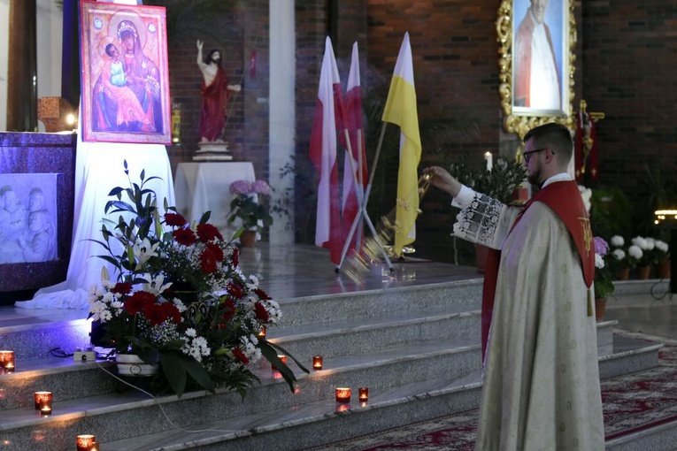 Akatyst w parafii pw. NMP Królowej Polski w Świdnicy