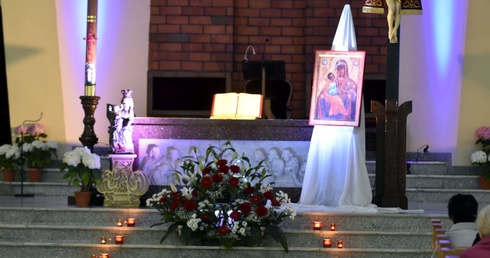 Akatyst w parafii pw. NMP Królowej Polski w Świdnicy