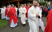 Pielgrzymi w sutannach w drodze do Łagiewnik - 2019