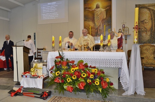 Rozpoczęcie budowy kościoła w Płońsku