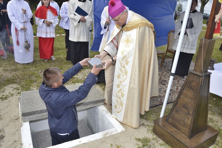 Rozpoczęcie budowy kościoła w Płońsku