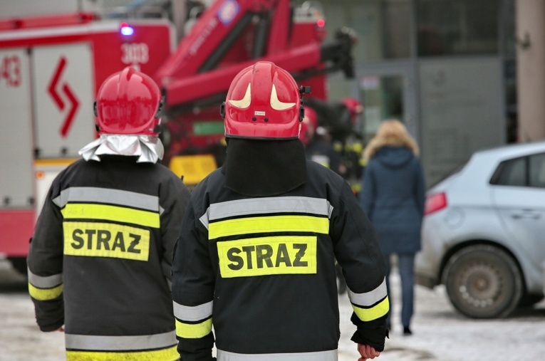 Klimontów. Fałszywy alarm bombowy przed maturą