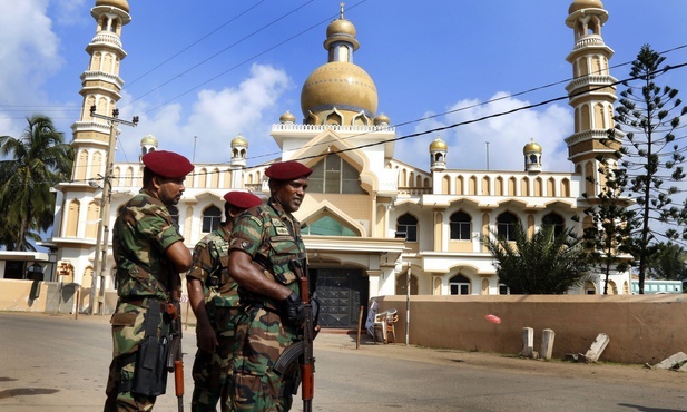 Sri Lanka: Na wolności nie ma już osób związanych z niedawnymi zamachami