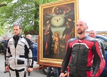 Pątnikom towarzyszył obraz św. Józefa Kaliskiego, który pojawił się w Rokitnie na ich specjalne życzenie.