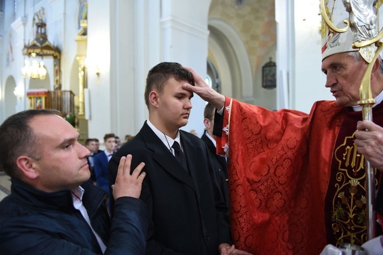 Bierzmowanie w Borzęcinie