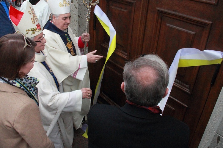 Ogłoszenie kolegiaty NMP Bazyliką Morską cz. 1