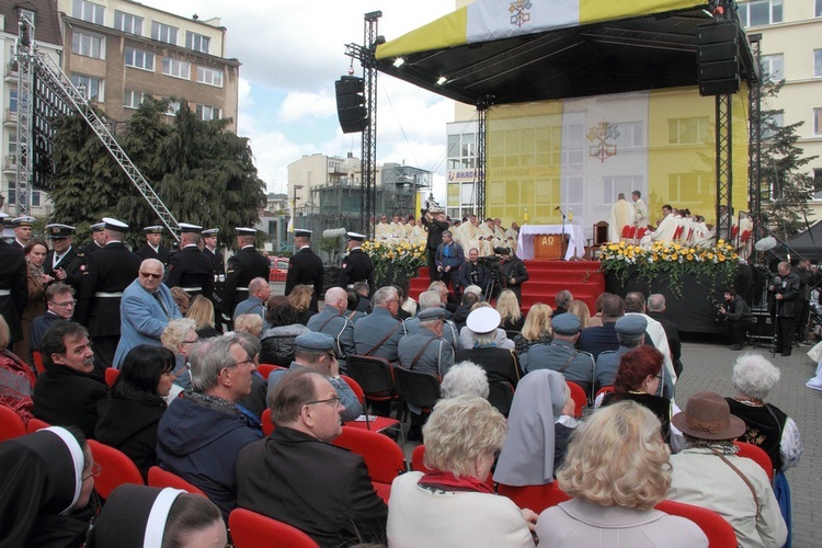 Ogłoszenie kolegiaty NMP Bazyliką Morską cz. 1