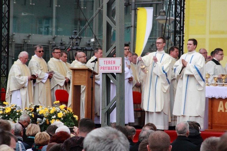 Ogłoszenie kolegiaty NMP Bazyliką Morską cz. 2