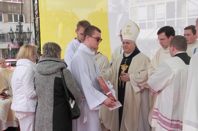 Ogłoszenie kolegiaty NMP Bazyliką Morską cz. 2