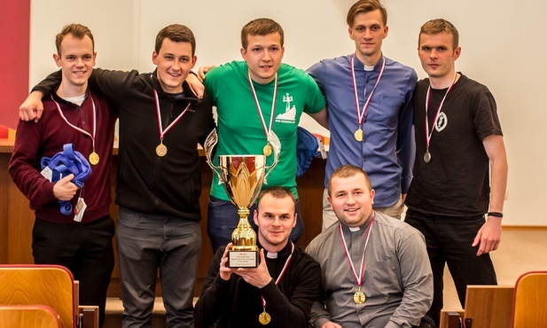 Mistrzostwa seminariów w piłce siatkowej