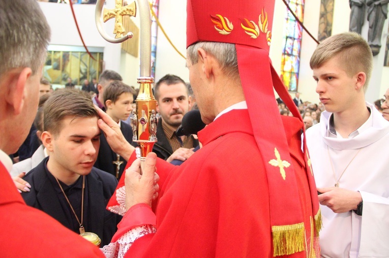Bierzmowanie w kościele św. Pawła w Bochni