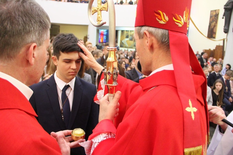 Bierzmowanie w kościele św. Pawła w Bochni