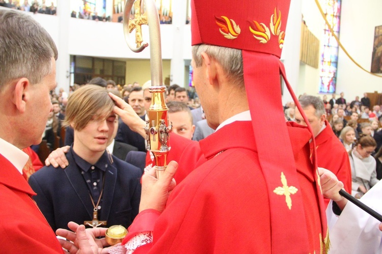 Bierzmowanie w kościele św. Pawła w Bochni