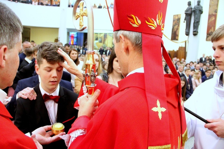 Bierzmowanie w kościele św. Pawła w Bochni