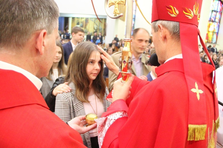 Bierzmowanie w kościele św. Pawła w Bochni