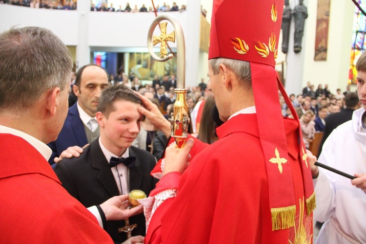 Bierzmowanie w kościele św. Pawła w Bochni