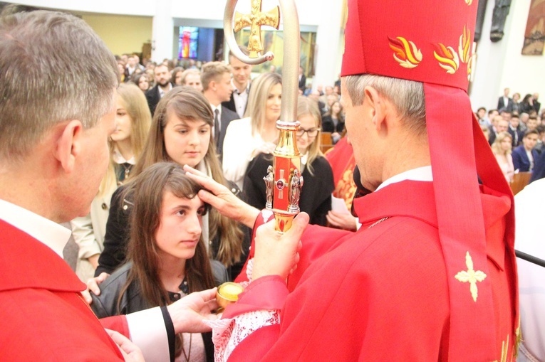 Bierzmowanie w kościele św. Pawła w Bochni