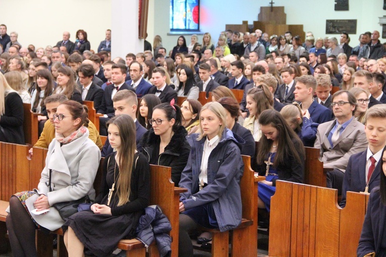 Bierzmowanie w kościele św. Pawła w Bochni