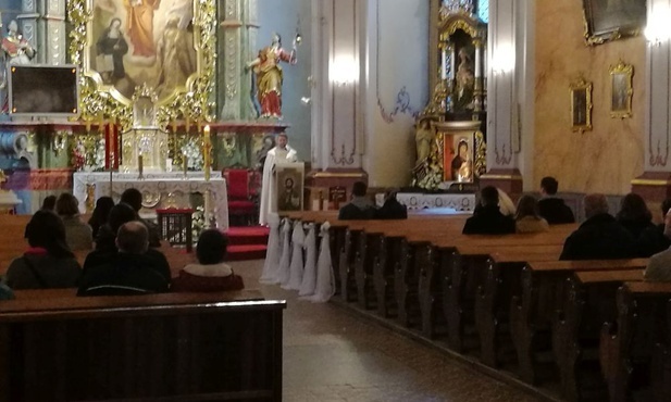 Z pomocą oczekującym potomstwa