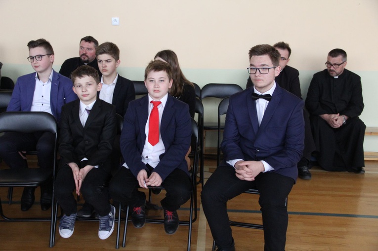 Konkurs o Janie Pawle II w Błoniu